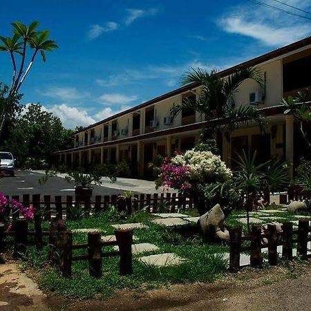 Putra Putri Lodge Kangar Eksteriør bilde